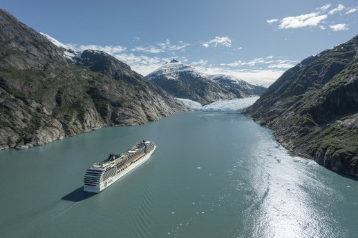 Endicott Arm Alaska.jpg