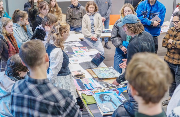 03 Alles offen Mappenberatung ©RichardGutberlet.jpg