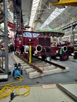 Umbau Faun im Technik Museum Speyer (9).JPEG