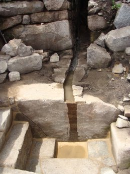 Quelle des Wasserkultes_Machu Picchu.jpg