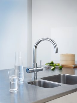 1 GROHE Blue.jpg