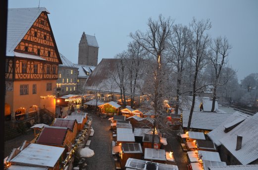 DINKELSBUEHL_Weihnachtsmarkt_40_Ingrid-Wenzel.jpg