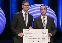 Installateur- und Heizungsbauermeister Pascal Schmitt (links) und Matthias Kreibich, Inter Versicherungsgruppe Mannheim, (rechts) / Foto : Fotostudio Thomas