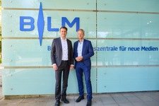 BLM_Strafbarer%20Hass.jpg