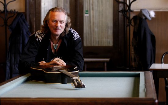 Hans Theessink, Foto_Lucy Lynn-PR.jpg