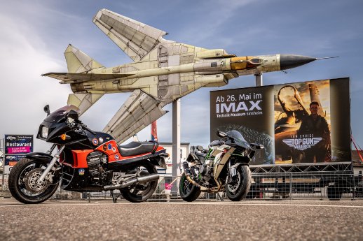 Die Kawasaki GPZ 900R Ninja und Ninja H2, sind bis zum 8_ Juni im IMAX-Foyer Sinsheim ausgestell.jpg