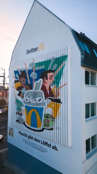 McDonalds_Lenticular Mural_Köln2.jpg