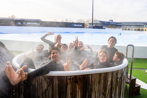 Junior Surfteam D und F Side On Production_FFSurf9.jpg