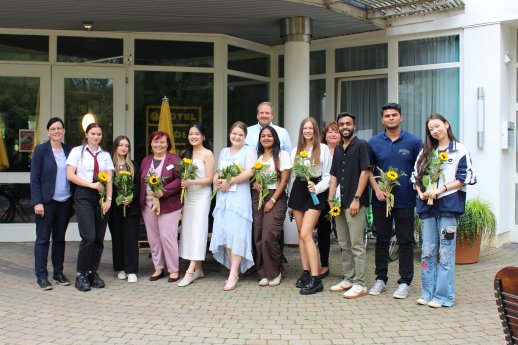 Hotel an der Therme ehrt und übernimmt erfolgreiche Auszubildende_Sandra Laue.JPG