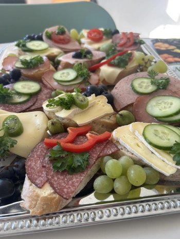 Snacks zur Neueröffnung.webp