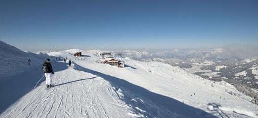 Grandiose Aussichten im Ski Juwel