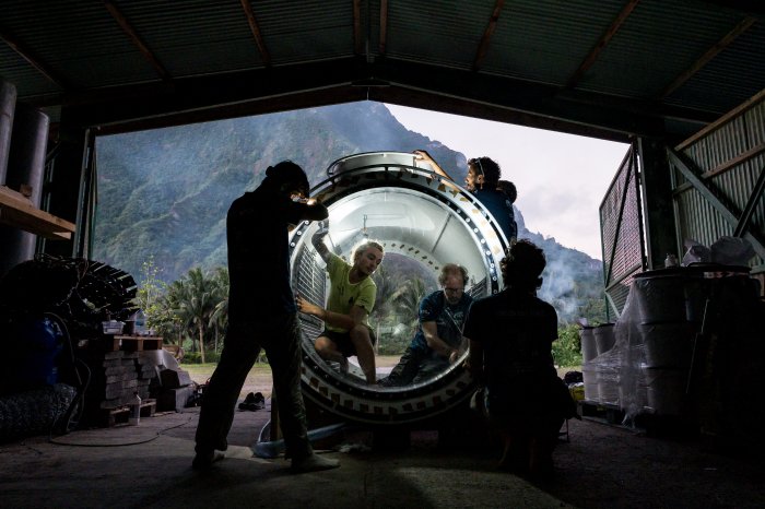 PEU x Under the Pole (3).jpg