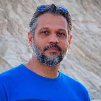 navid-zarrehbin-irani_quad-600x600.jpg