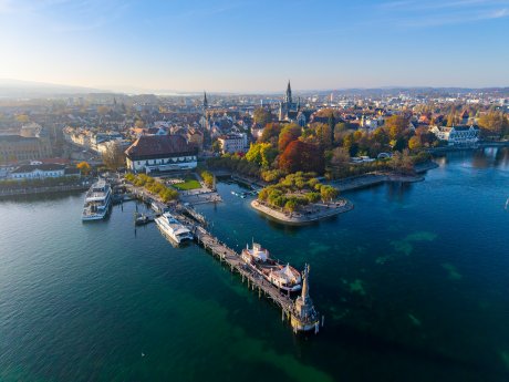 Konstanz-Bodensee-Herbst-Hafen-Imperia-Konzil-Stadtgarten-Muenster-Altstadt-Inselhotel-Luft.jpg