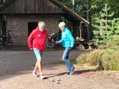 Bouler an der Schutzhütte Lolosruhe bei St. Martin - in 600 m Höhe