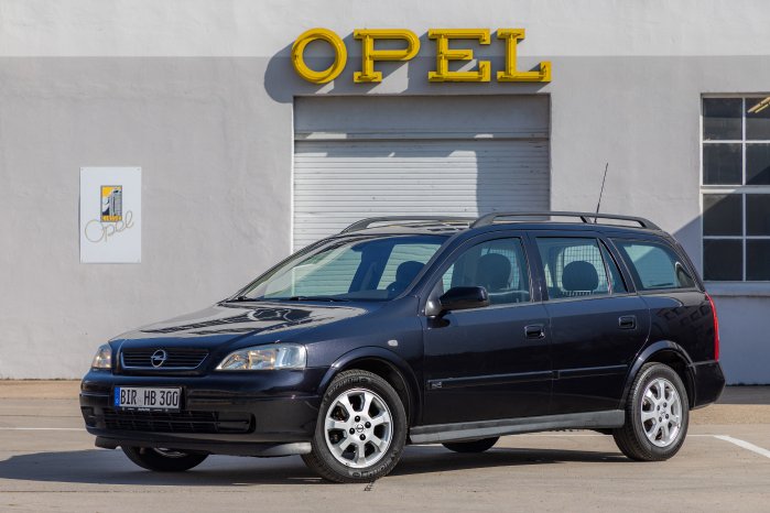Opel-Astra-Caravan-514981.jpg