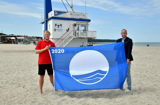 PK_Neue Strandbeschilderung_Blaue Flagge_16062020.jpg