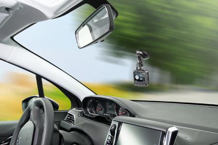 POI-Pilot 7000 GPS-POI-Warner mit Super-HD-Dashcam