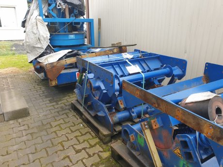 Haushalte und Unternehmen nehmen den Schrott und Altmetall in Viersen mit.jpg