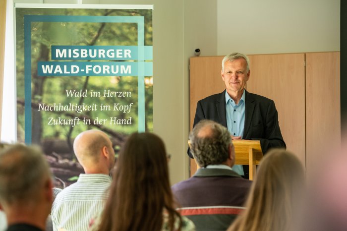 Misburger Waldforum Eröffnung Merker (Ahrenhold).jpg