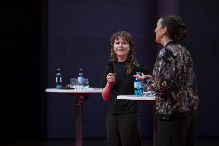 2025-11-06-Preisverleihung-27-Bundespreis-für-Kunststudierende-Ausstellungseröffnung-037 ©Sarah.jpg