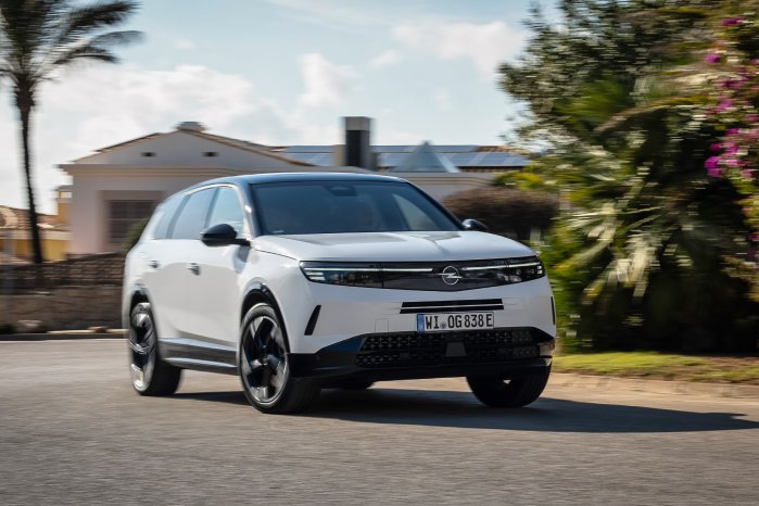 OpelGrandlandPlug-inHybrid (1).jpg