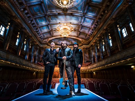 Fotograf René van der Voorden - Bee Gees Night Fever Tribute.jpg