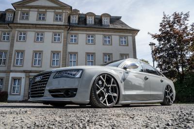 Tuning in Vollendung: Ultratiefer Audi S8 auf Barracuda Ultralight Project X