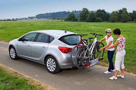 Neuer Opel Astra Mit Praktischem Zeitsparenden Fahrradtrager Flexfix Opel Automobile Gmbh Pressemitteilung Lifepr