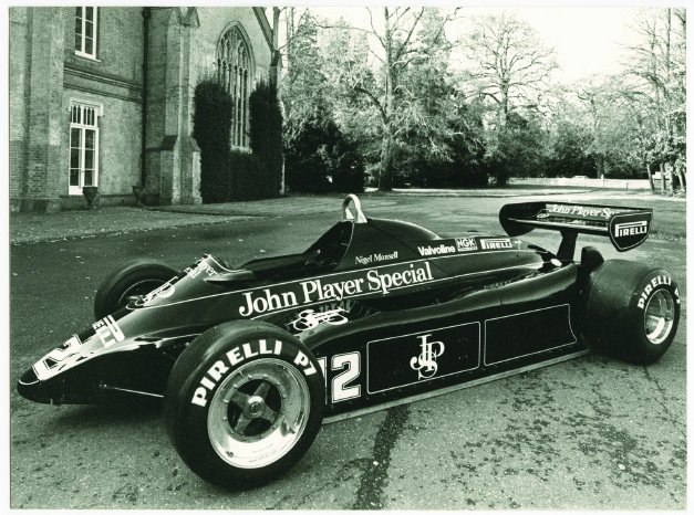 4-Nigel_Mansell_Lotus.jpg