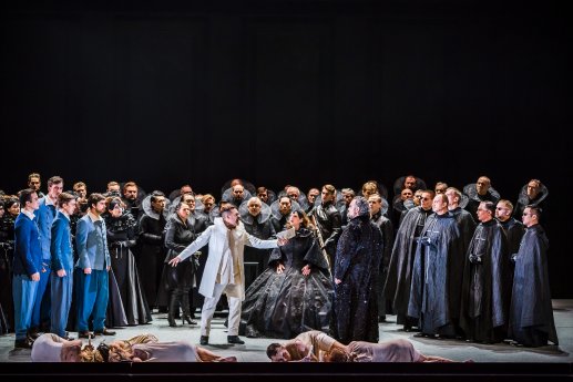 Don Carlo_Ensemble©Kirsten Nijhof.jpg