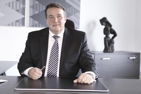 Michael Früchtl_Schrebtisch