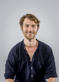 Rouven Klischies Fotograf Dirk Rückschloß.jpg