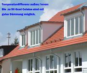 Mit einer optimierten Wärmedämmung können zwischen Dachfläche und Innenraum Temperaturdifferenzen von bis zu 50 Grad C. erreicht werden.