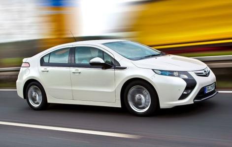 Opel Ampera: Der deutsche Hersteller bietet bereits ein voll alltagstaugliches, viersitziges Elektroauto ohne Reichweiteneinschränkung an