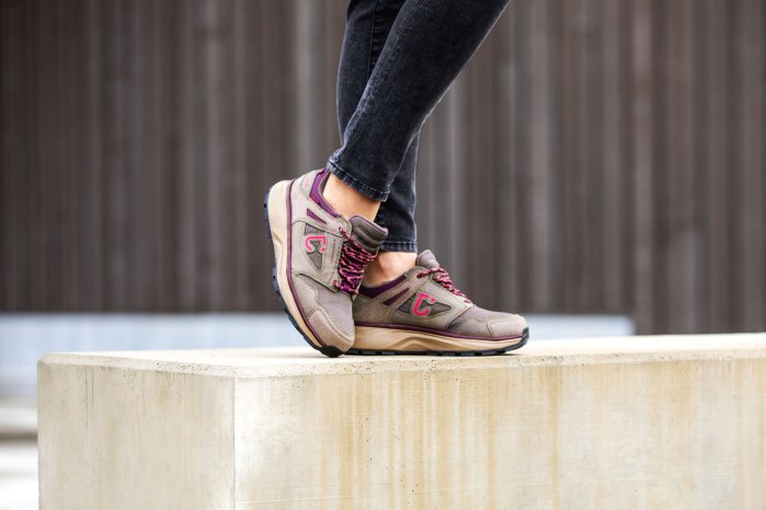 Pressebild2_PM Schuhe_Joya.jpg