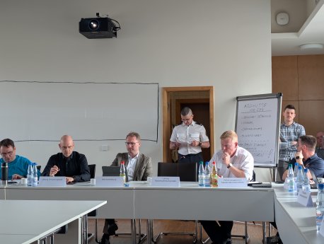 Ernste Gesichter.jpg