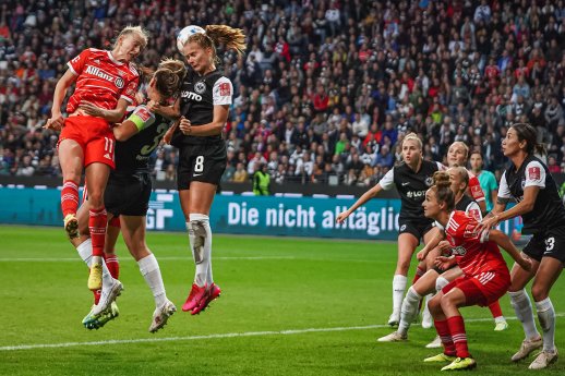 FLYERALARM_Frauen-Bundesliga_Saisoneröffnung.jpg