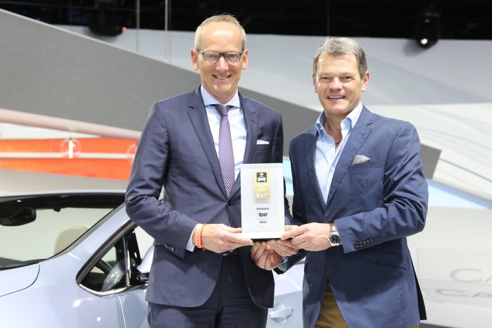 Opel-Connected-Car-Award-291827.jpg