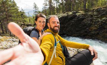 Bewegung gefragt: Immer mehr Menschen entdecken gerade jetzt das Wandern für sich