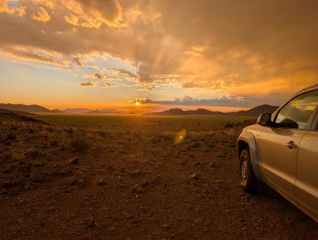 tirasberge-sundowner-namibia.jpg