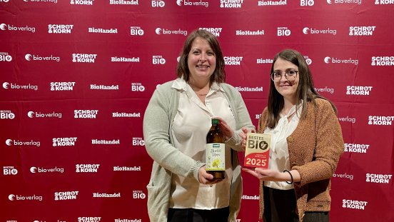 Bestes Bio 2025-Die Marketing Managerinnen Veronika Reichardt und Christina Brenninger freuen s.jpeg