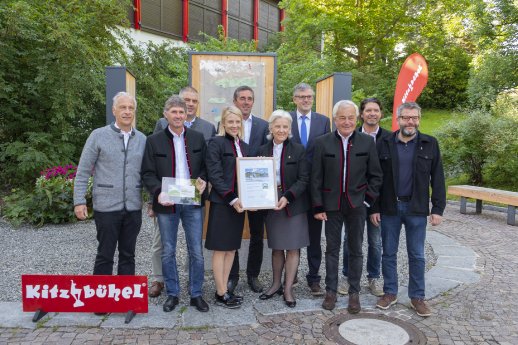 Verleihung Europäisches Wandergütesiegel 01  Kitzbühel Tourismus.jpg