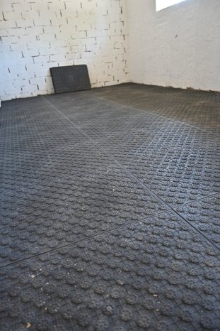 OTTO Stable Mat 3.JPG
