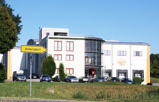FirmengebäudeAntersdorferMühle.jpg
