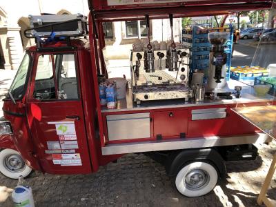 Das „Mobile Café“ soll den Menschen in Gibitzenhof und der Werderau Freude bereiten / Bild: Dieter Barth, wbg Nürnberg