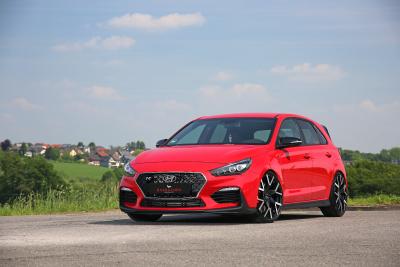 Barracuda Tzunamee EVO am Hot Hatch-Shooting Star Hyundai i30 N