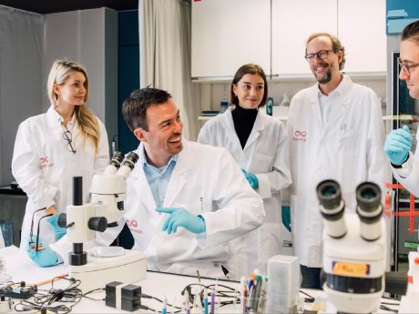 ETH Forscher in Kittel.png