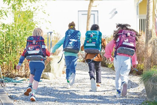 Pressefoto_AGR_Schulranzen_HAMA_Step by Step.jpg