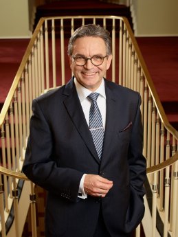 Prof. Ulf Schirmer©Tom Schulze.jpg